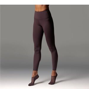 Tavi Noir High Waisted Leggings size small quartz color barre Pilates yoga